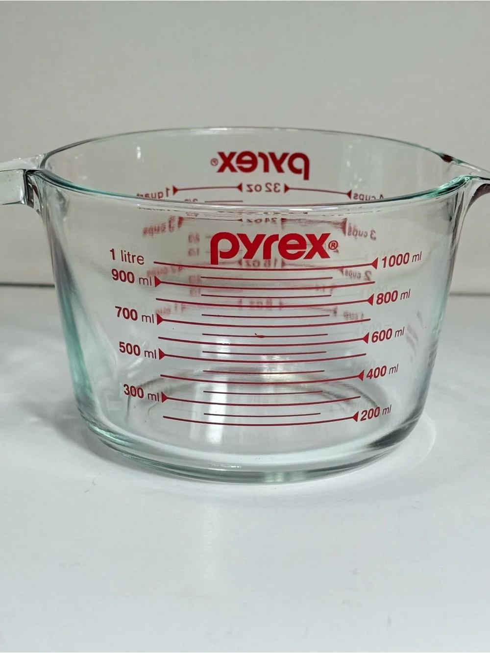 Vintage Glass PYREX Measuring Cup 4 Cup 1 Quart 32oz 1 Liter Red Letters